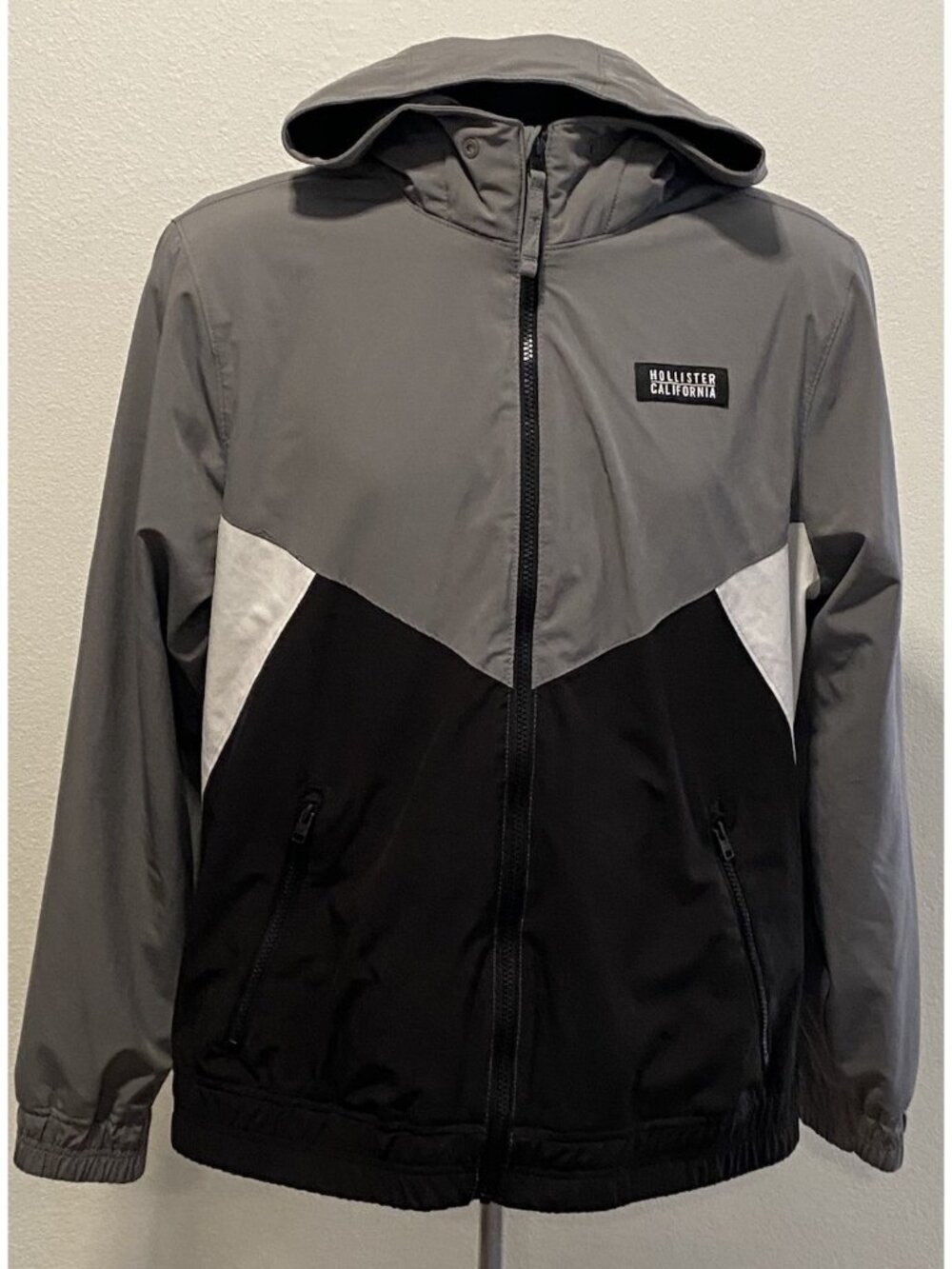 Hollister California Jacket Coat Men Medium M Epic Flex Full Zip Hooded Gray